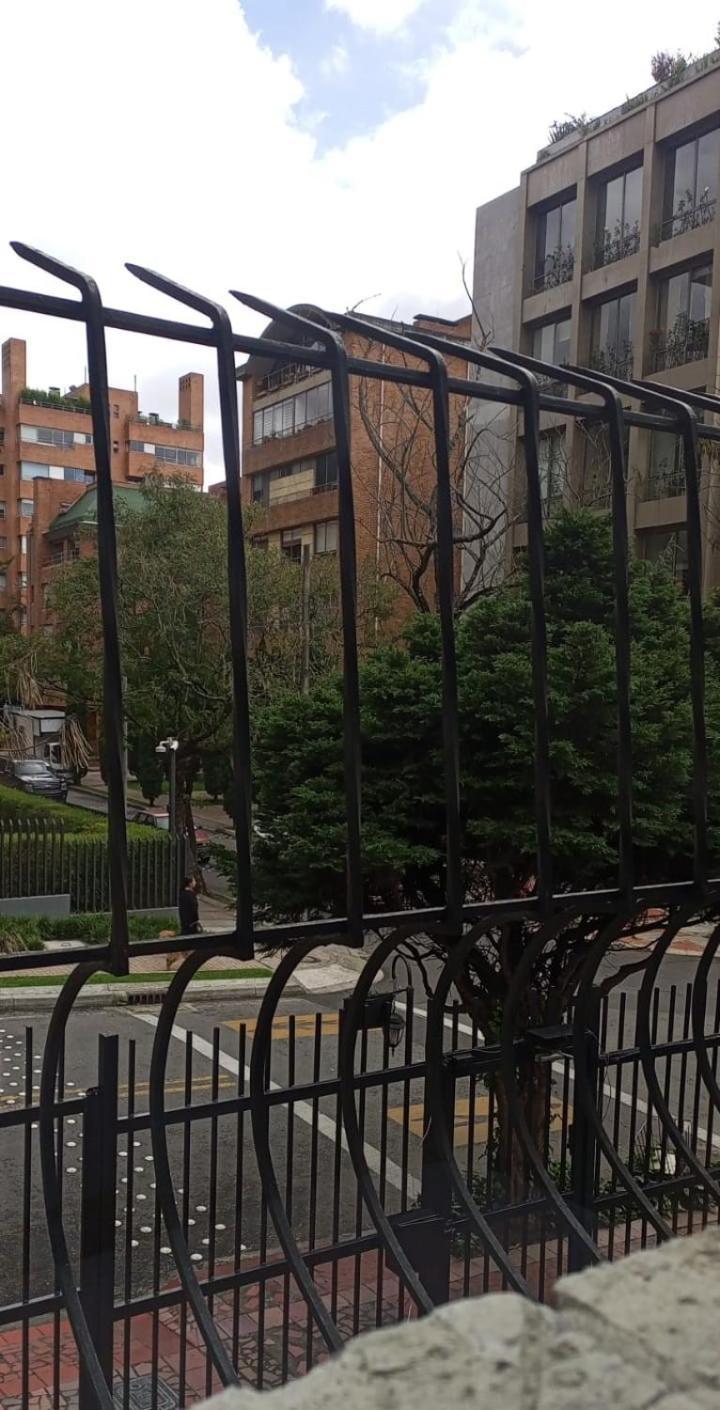 Casa Prada Bed & Breakfast Bogota Exterior photo